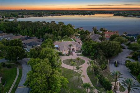 880 BRANTLEY DRIVE