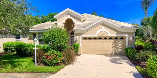 8310 WHISPERING WOODS COURT