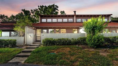 11 LOMA LINDA