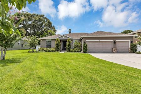 641 LAKE COVE POINTE