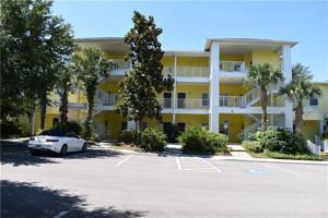 208 LUCAYA LOOP