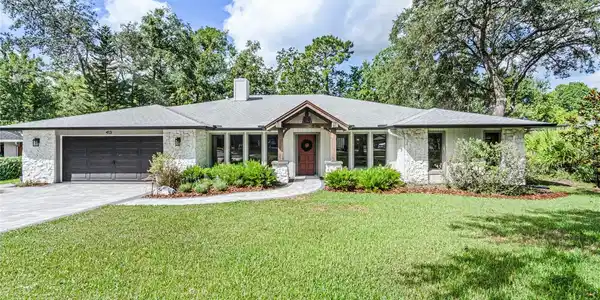 413 WILD OAK CIRCLE