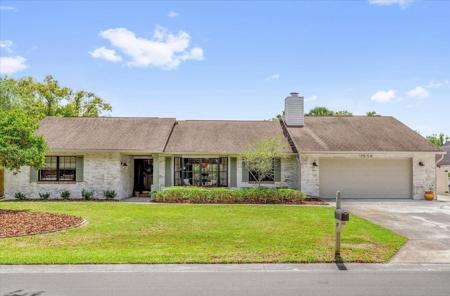 1558 REGAL OAK DRIVE