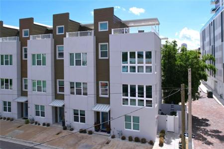 335 8TH STREET N