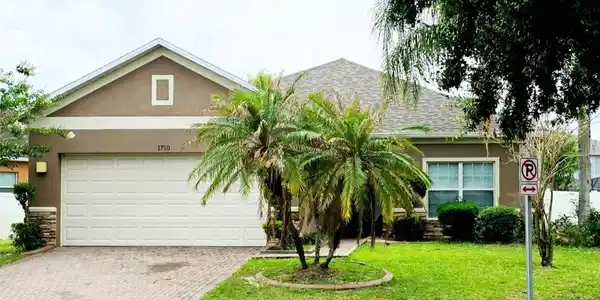 1710 PLANTATION POINTE DRIVE