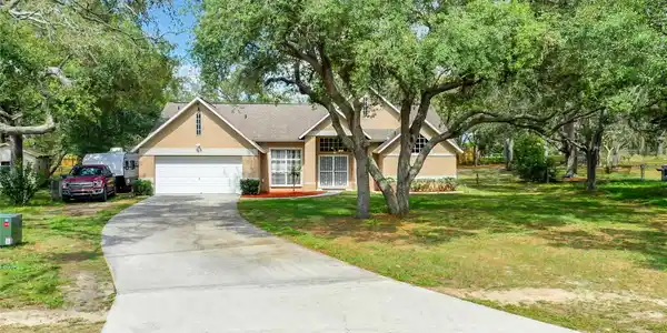 2412 KNOLL