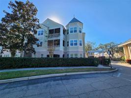 3315 PARKCHESTER SQUARE