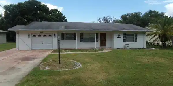 9121 AQUA VISTA