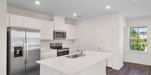 Image 4 Image 4