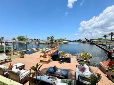 6525 LEESIDE ISLE