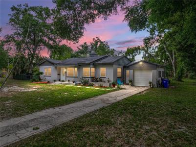 1627 HOLLY ROAD