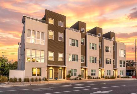 343 8TH STREET N