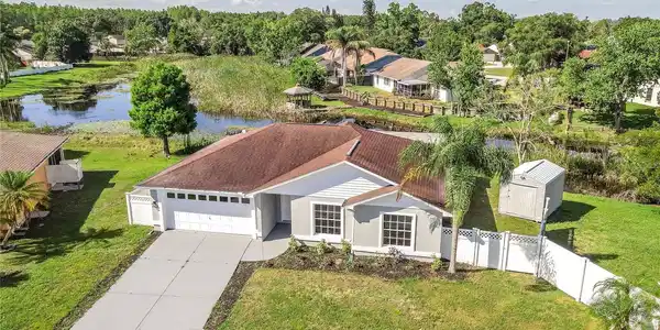 21602 ROSEWOOD COURT