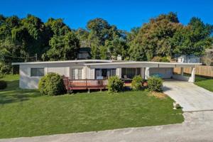 1002 LAKEVIEW