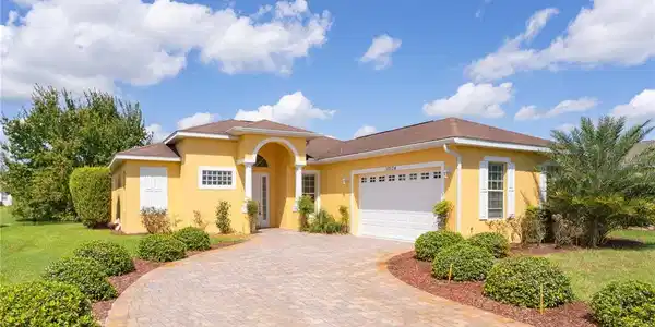 10174 LAKE MIONA