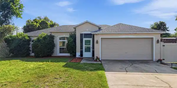 2482 E TIPTON DRIVE