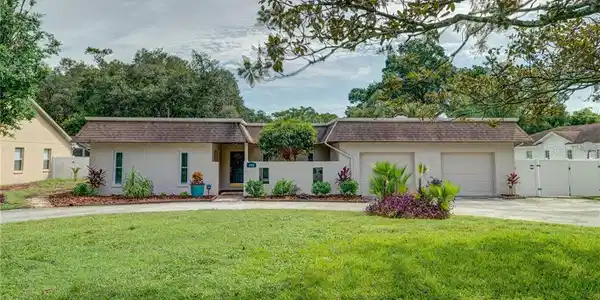 4908 S DEVONSHIRE LANE