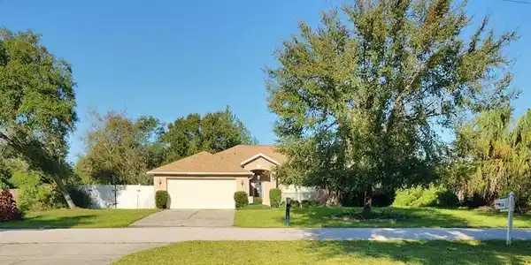 2605 GLENLOCK