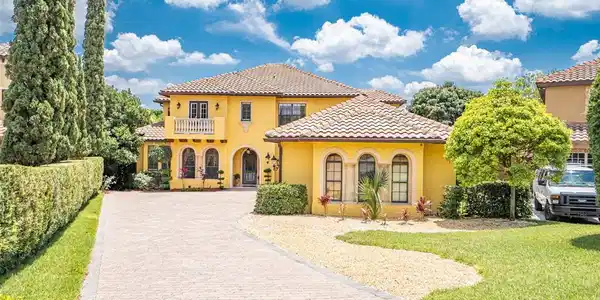 7057 PHILLIPS COVE