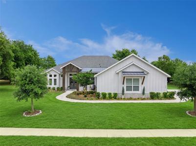 221 TWO LAKES LANE