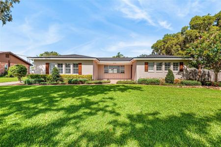 2096 LAKE ARIANA