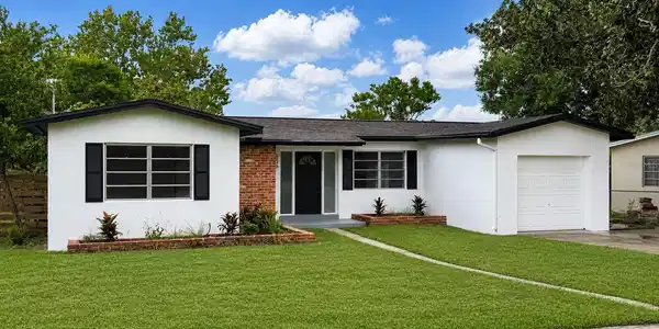 658 ELGROVE DRIVE