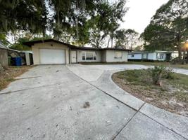 1204 LAKE ELBERT SE