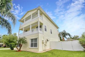 2755 LAKESHORE