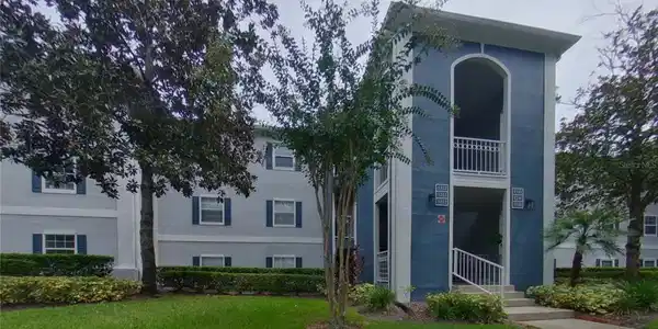 5112 CLUBSIDE
