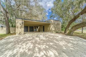 283 LAKE ELBERT NE