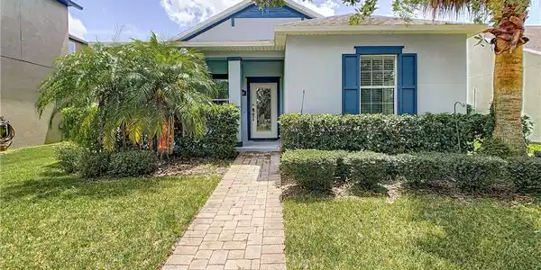 15718 SIGNATURE DRIVE