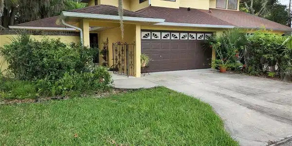 4 SUNRISE VILLAS