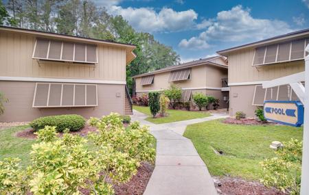 120 HIBISCUS WOODS COURT