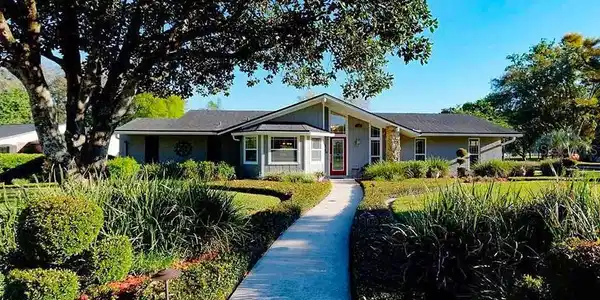 707 BLUE LAKE