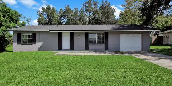 1458 DELTONA BOULEVARD
