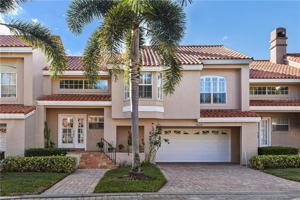 7428 SOMERSET SHORES COURT
