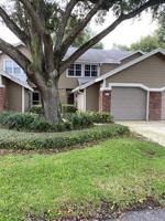 638 MAPLE OAK