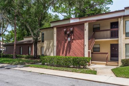 1200 TARPON WOODS