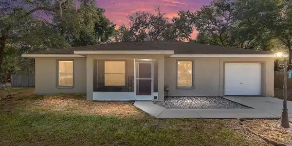 5855 SE 158 COURT