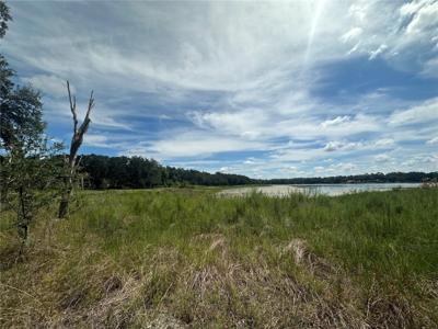 452 453 & W1/2 LOT 451 2208 SW SHOREWOOD DR DRIVE