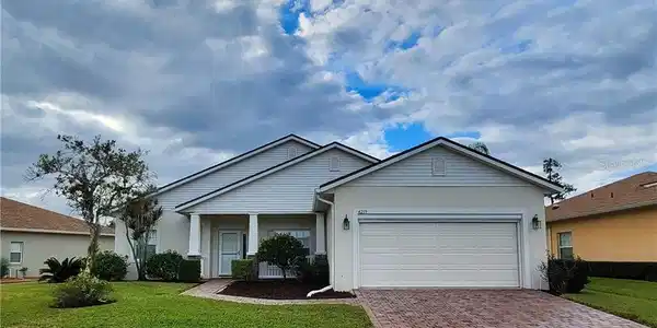4219 BERWICK DRIVE