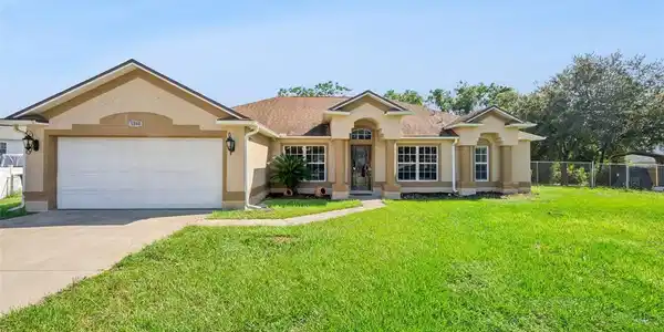 1560 GRAY COURT