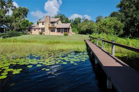 9354 LAKE HICKORY NUT DRIVE