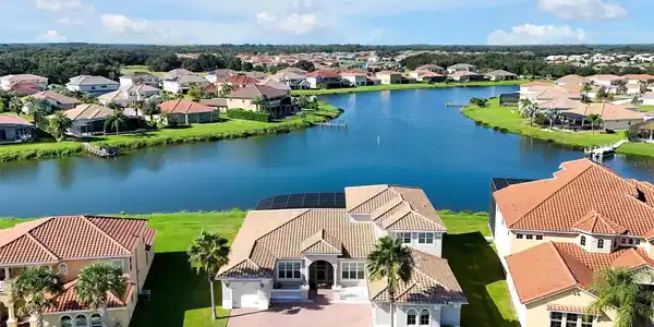 870 SPINNAKER WAY