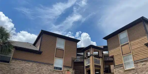494 N PIN OAK PL