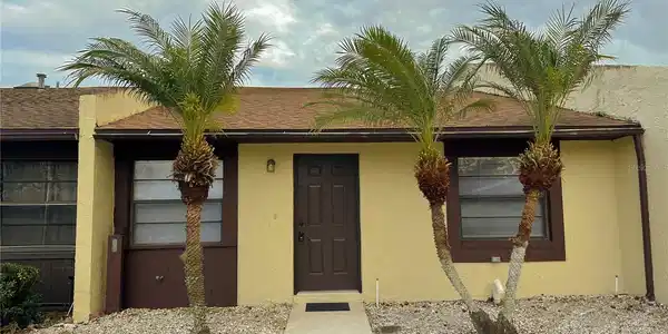 2185 KNIGHTS ROAD
