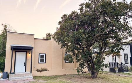 112 AVOCADO AVENUE