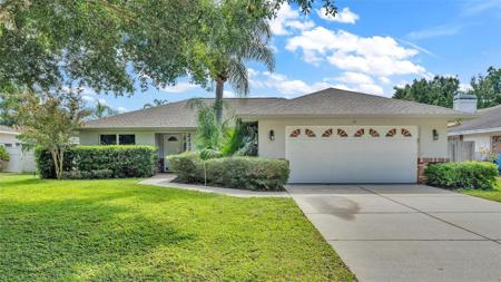 2232 PALMVIEW CIRCLE W