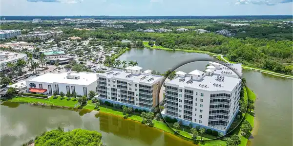 10520 BOARDWALK LOOP