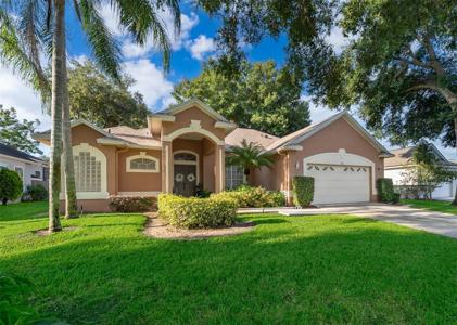 8118 VINELAND OAKS BOULEVARD